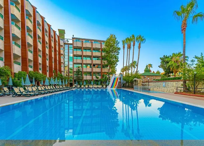 Club Monte Carlo 4* Аланія