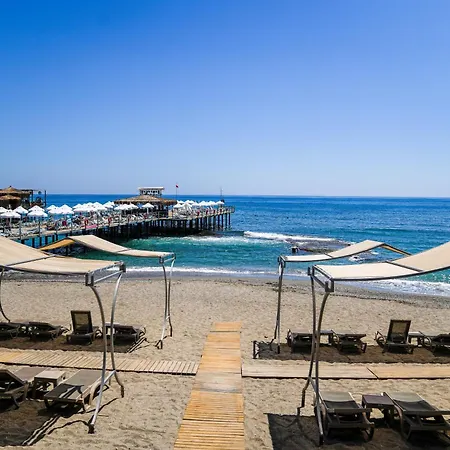 Otel Club Monte Carlo 4*
